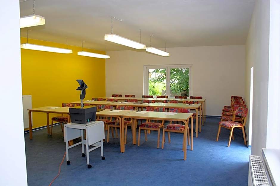 Haus Rosenbaum Gruppenhaus- Begegnungsstätte - Pension