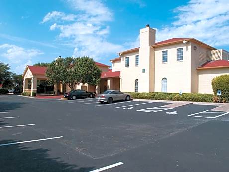 Days Inn by Wyndham Georgetown