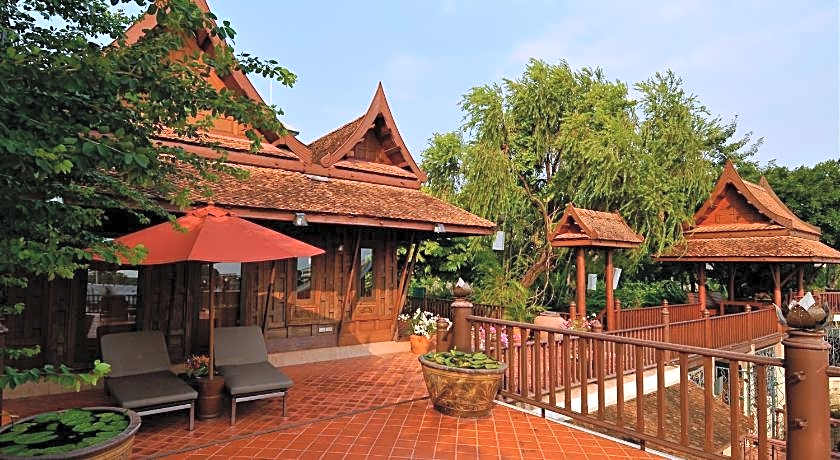 Chakrabongse Villas