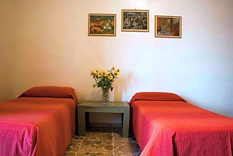 Two-Bedroom Apartment (5 Adults)