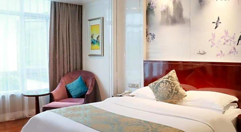 GreenTree Eastern Yancheng Binhai Oubaoliya City Square Hotel