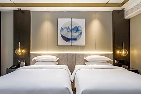 Dossen - Superior Courtyard Twin Room