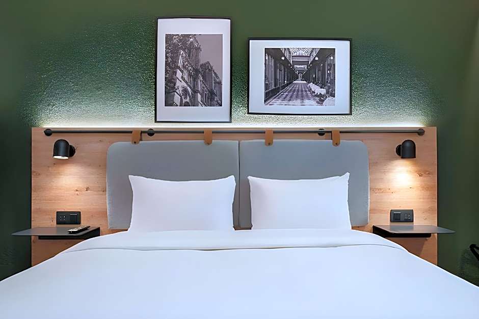 1 Double Bed — 18 fotoğraftan 1. fotoğraf