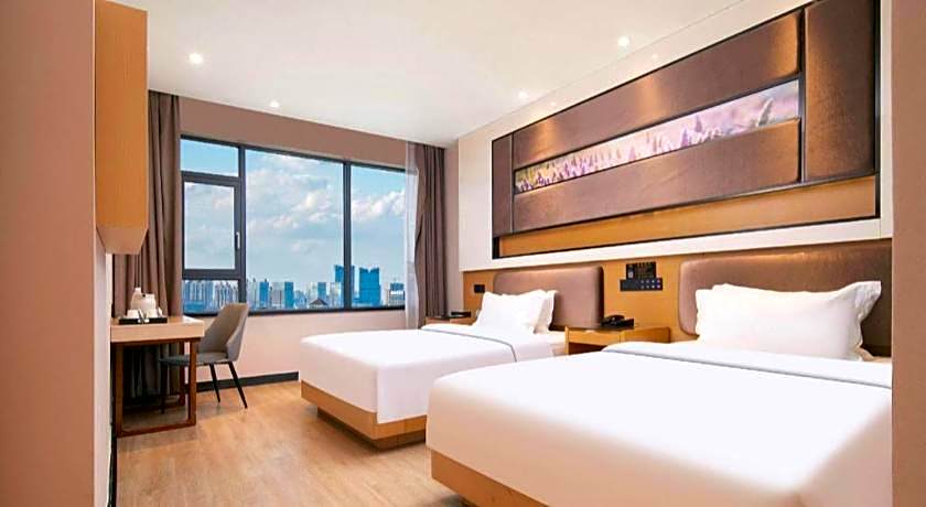 Lavande Hotel Wuhan Huanghelou Branch