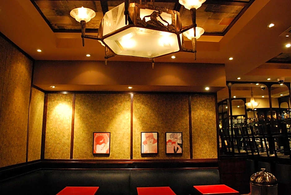 Washington Square Hotel