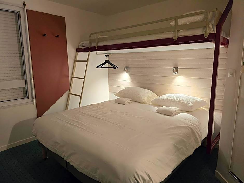 Brit Hotel Essentiel Poitiers Gare du Futuroscope