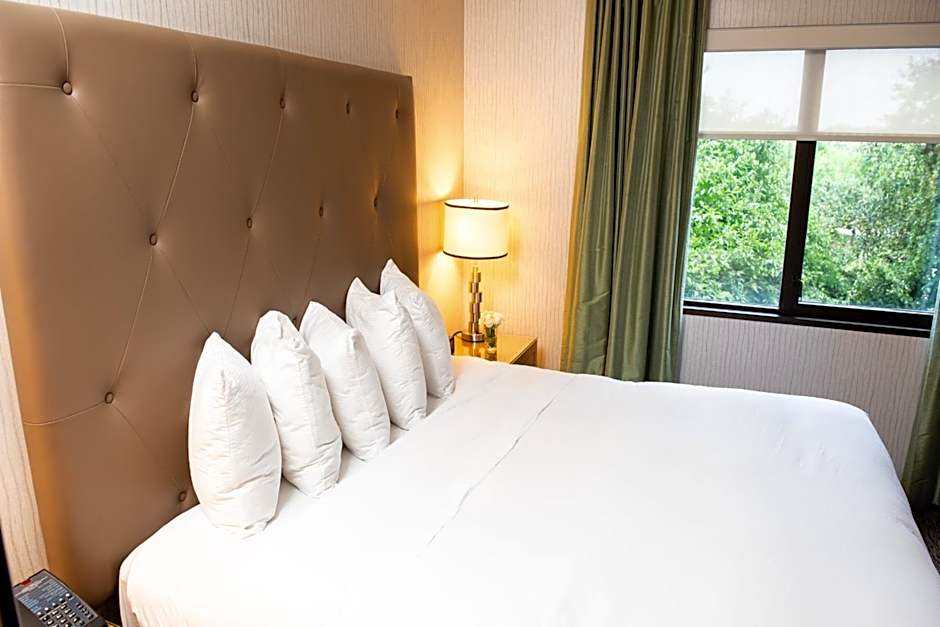 Hotel Auburn Hills