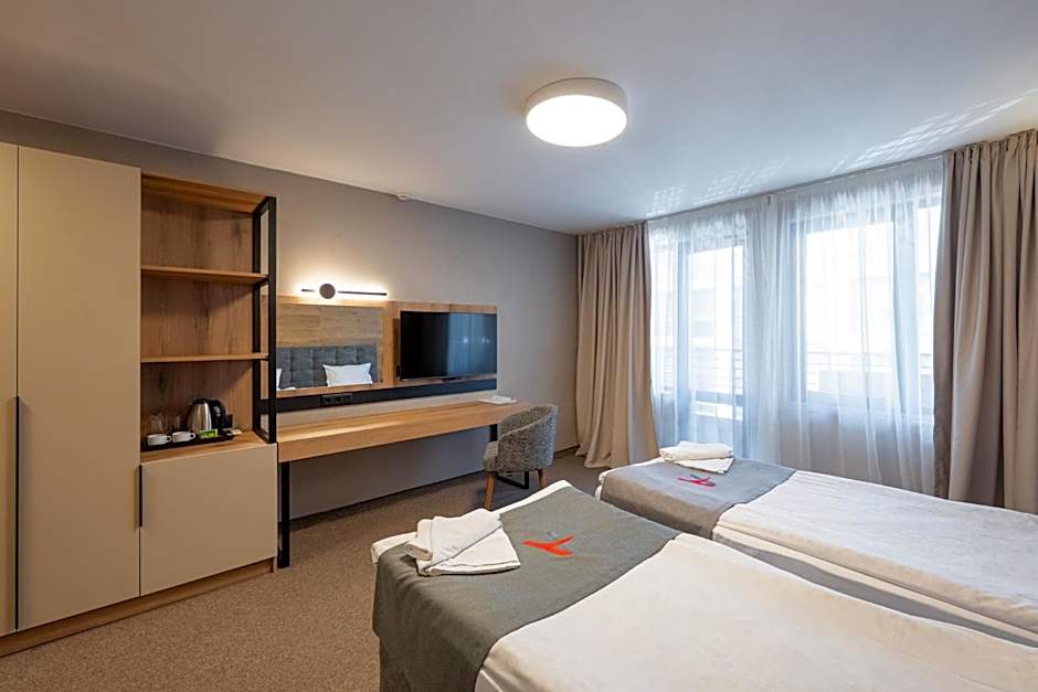 Avenue Hotel