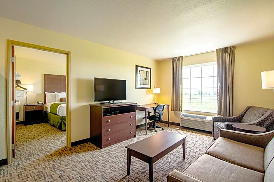 Cobblestone Hotel & Suites - Paxton