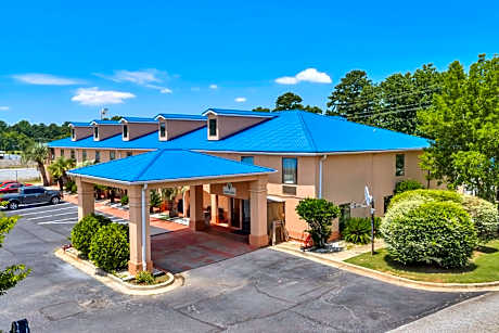 Gray Inn and Suites