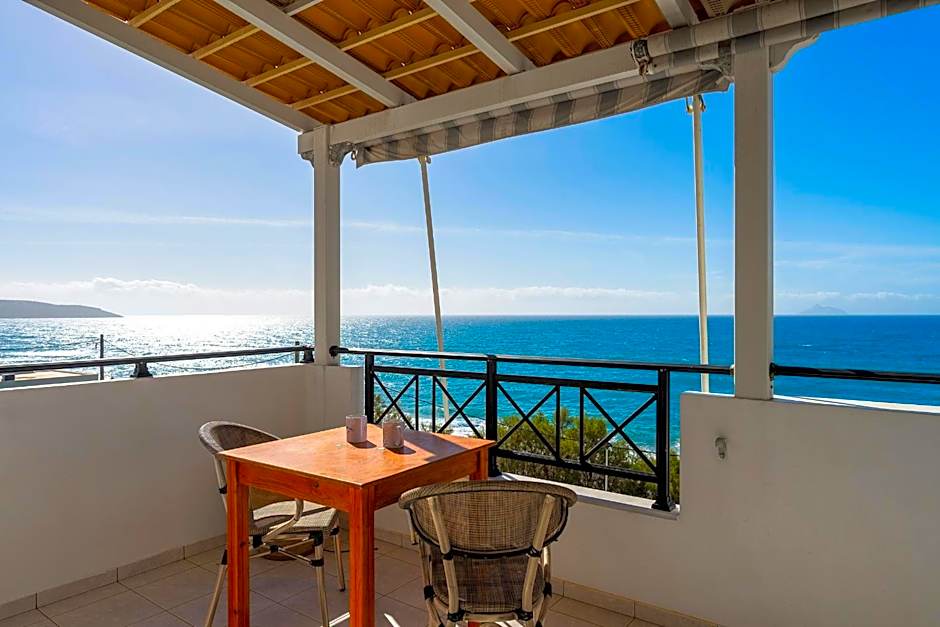 Finikas Studios & Apartments - Kalamaki Holidays