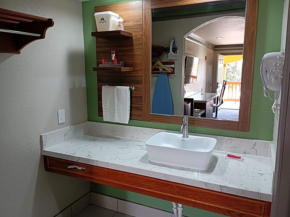 Americas Best Value Inn & Suites Alvin Houston