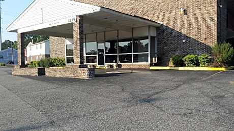 Capt. John Smith Inn