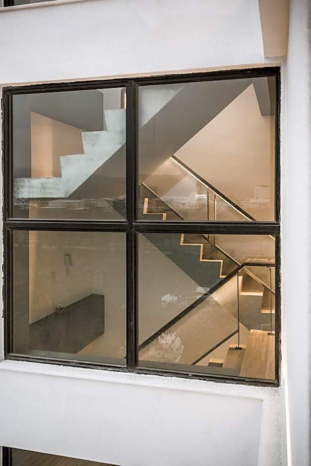 Tiin Tinn - Rivershore B&B