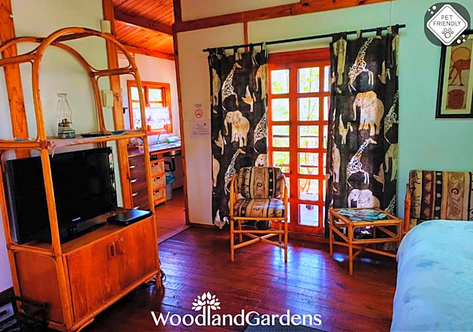 Woodland Gardens Self catering Pet Friendly Lodge