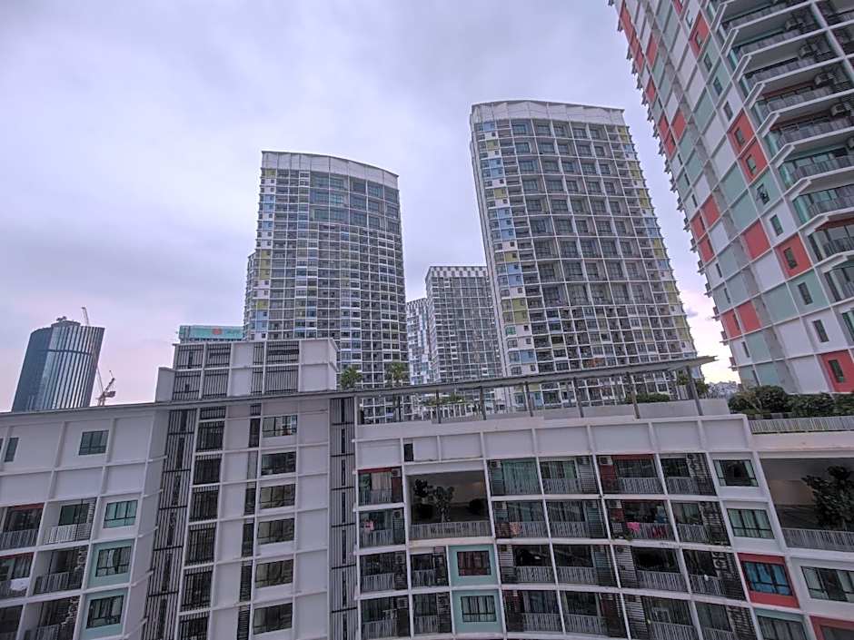 Wan's Homestay i-City