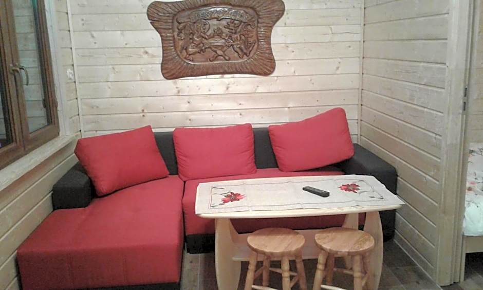 Całoroczne Domki "Stokrotka"