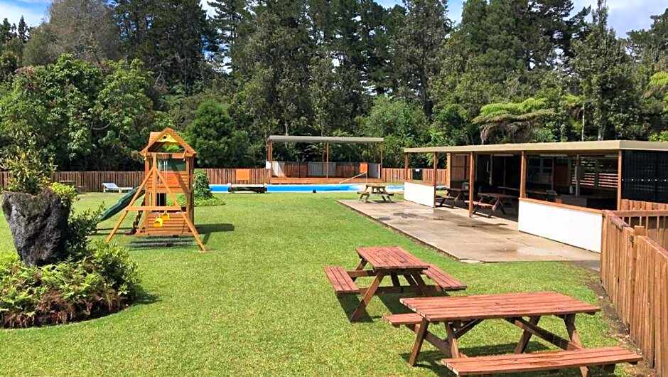 Sapphire Springs Holiday Park and Thermal Pools