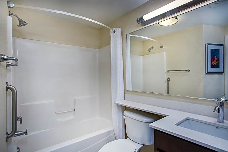 Candlewood Suites Bowling Green By IHG