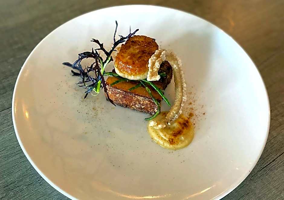 The Roost on Rock Road