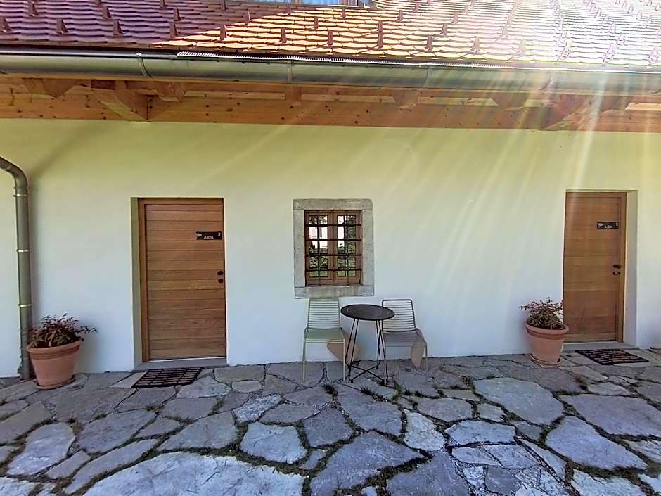 PIRA BOUTIQUE hotel