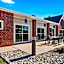 MainStay Suites Appleton Airport - Fox River Mall Area