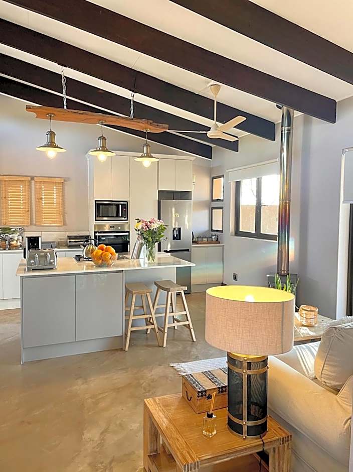 iKhaya LamaDube Game Lodge