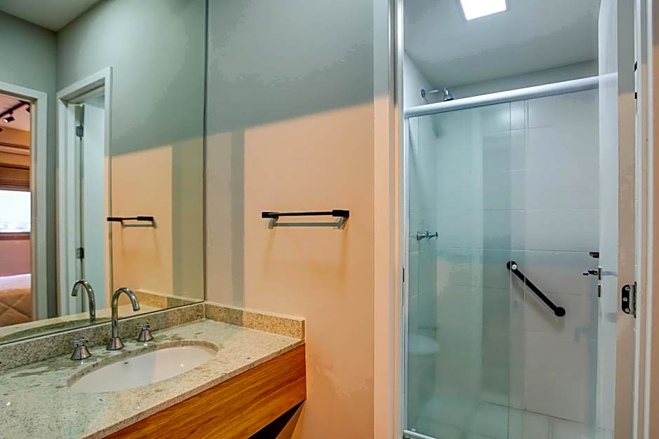 Roomo Butanta Reboucas – Sao Paulo, VT