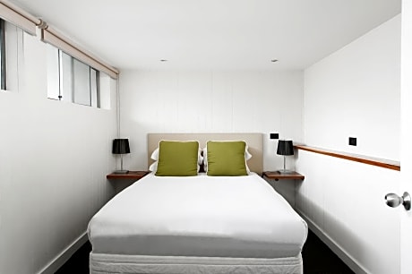 Two-Bedroom Apartment with Bay View