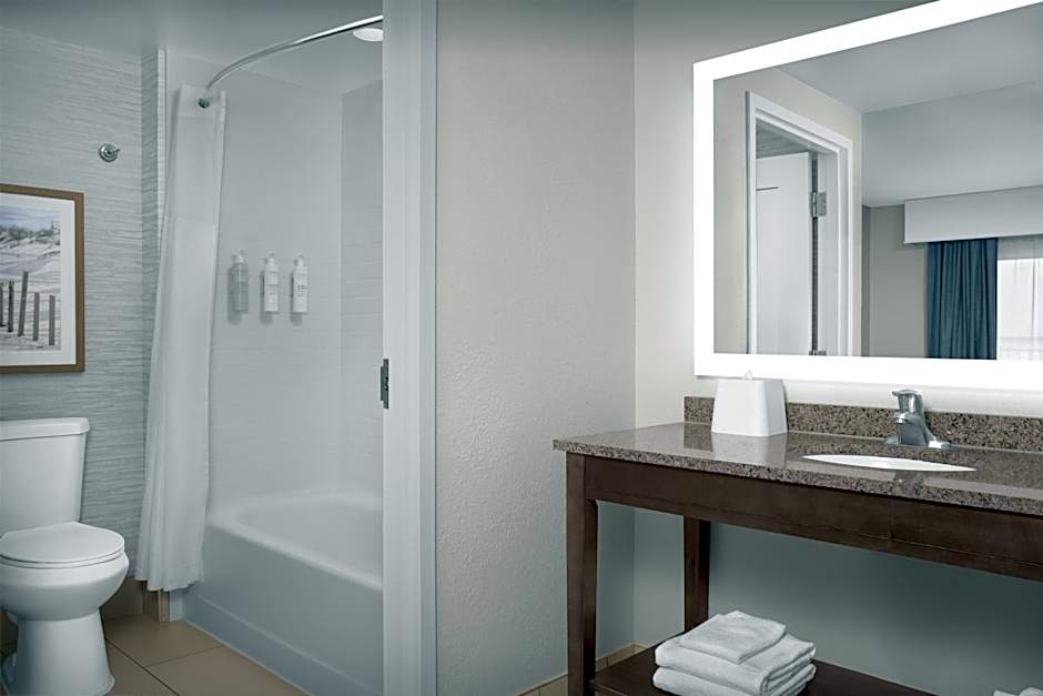 Hampton Inn & Suites Ocean City Bayfront-Convention Center