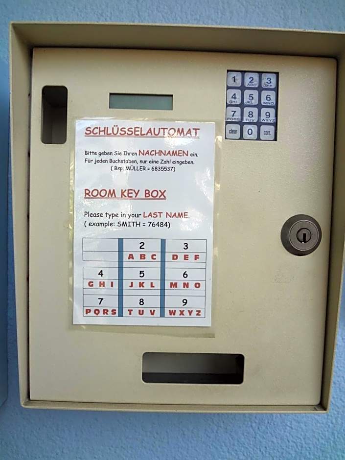 Hotel Rose Heidelberg inklusive Frühstück, Saunanutzung und Parkplätze nach Verfügbarkeit