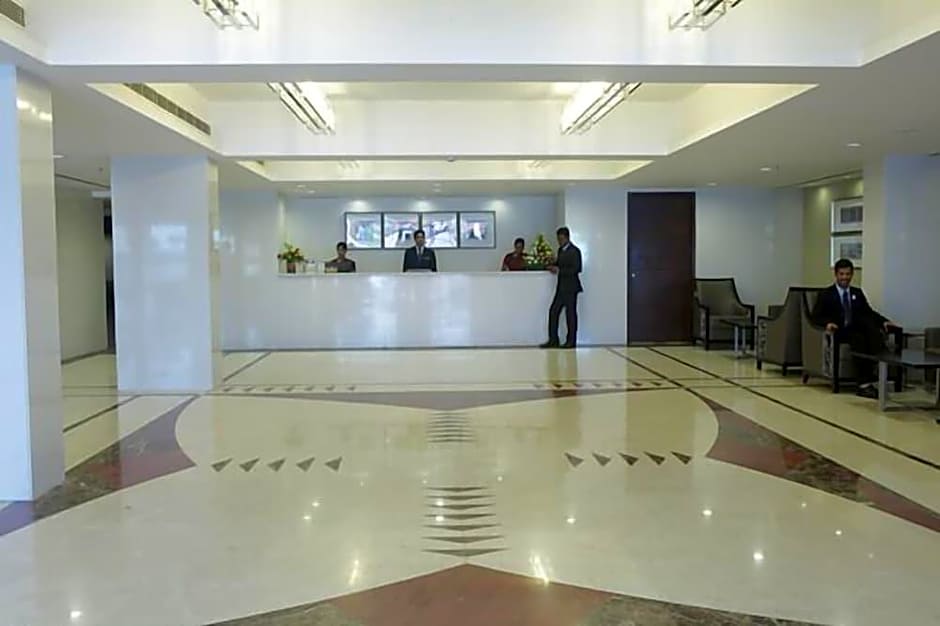 Minerva Grand Hotel