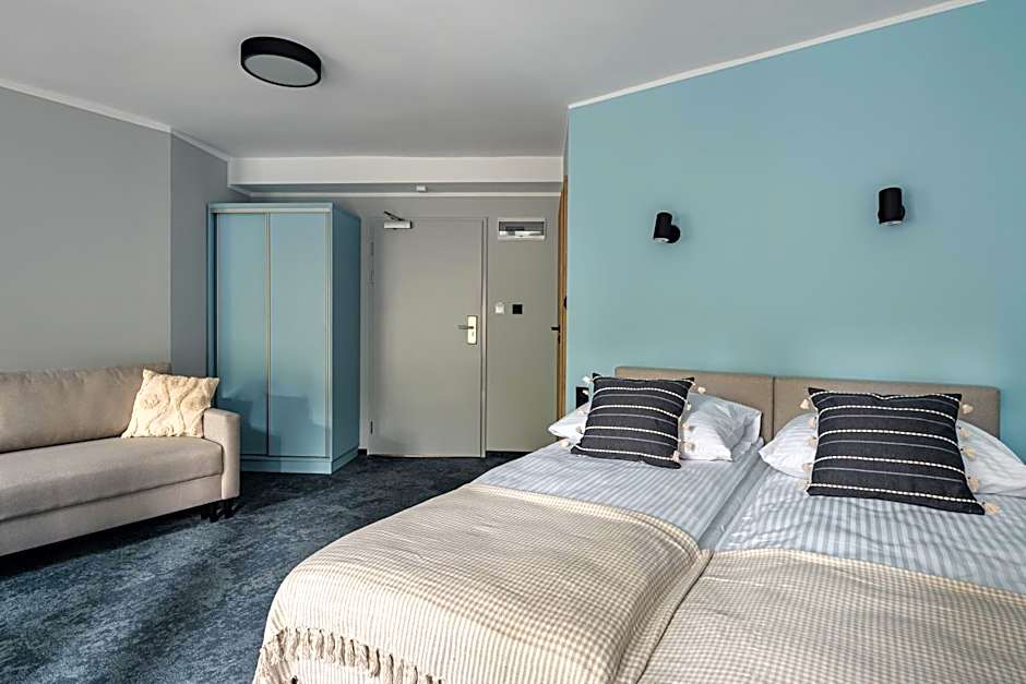 Photo 1 of 6 of Superior Apartment