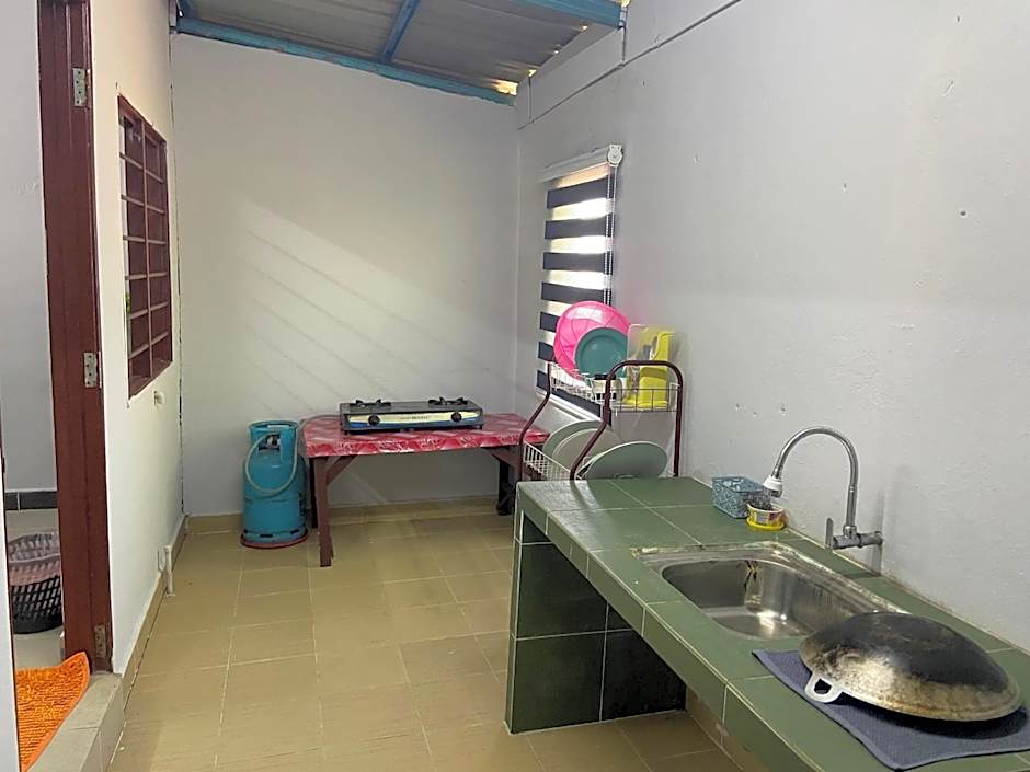 Jasmine Guesthouse Near Padang Besar Train Station