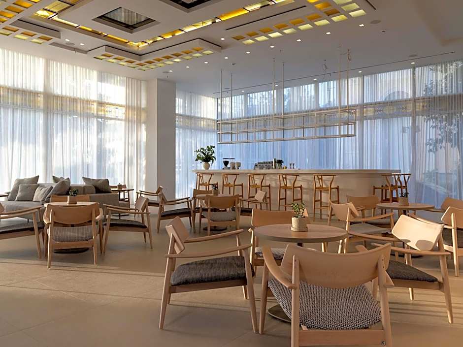 Mercure Patras Astir