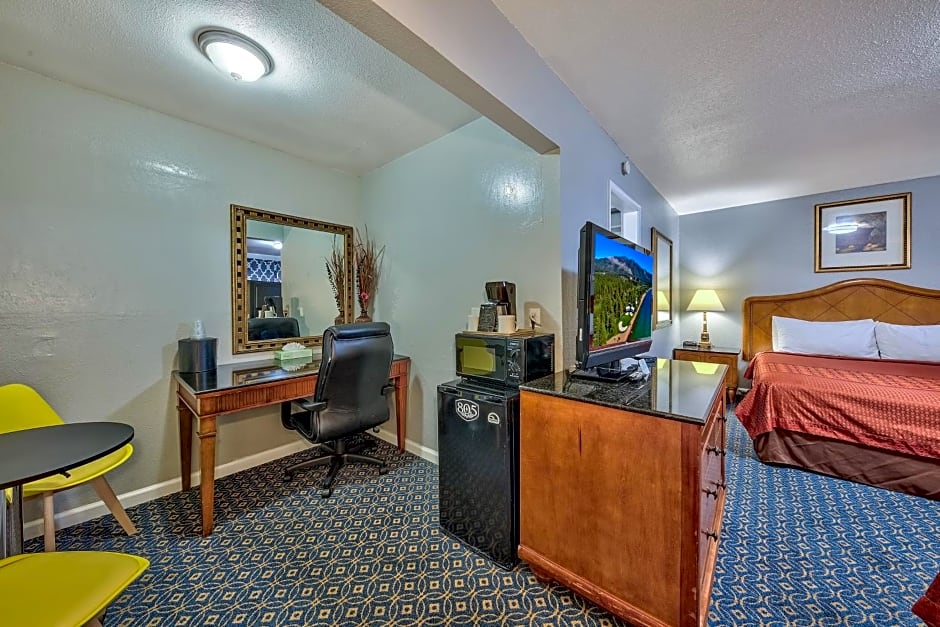 Lake Ridge Hotel