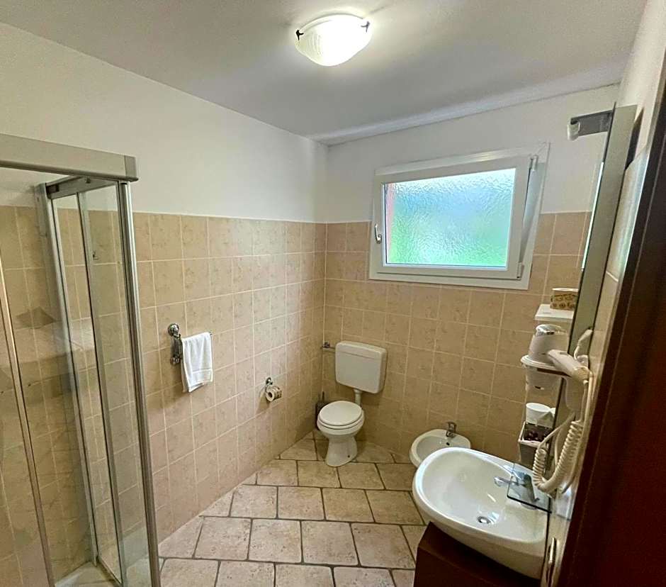 Hotel Grotto Bagat