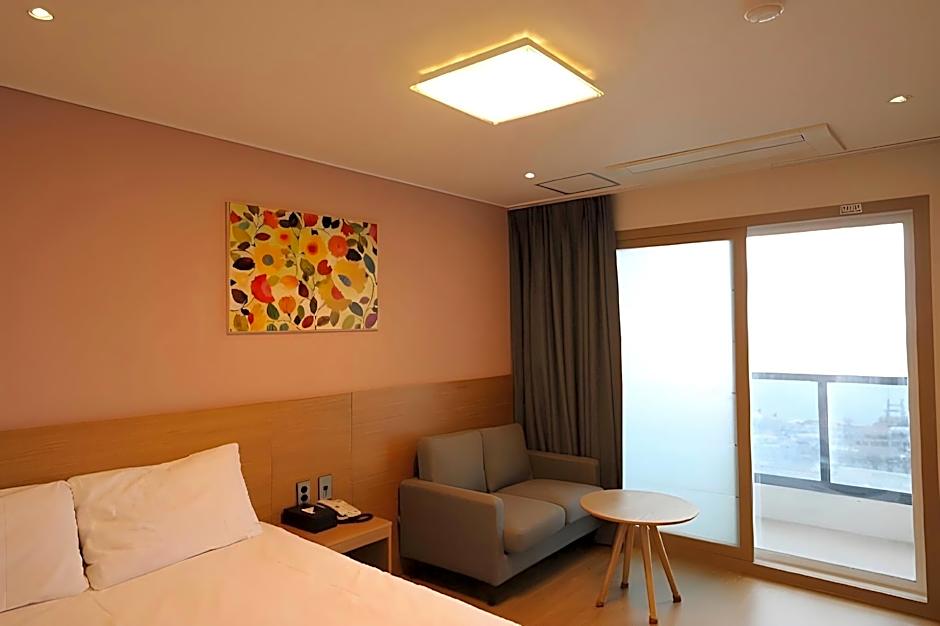 Sims Hotel