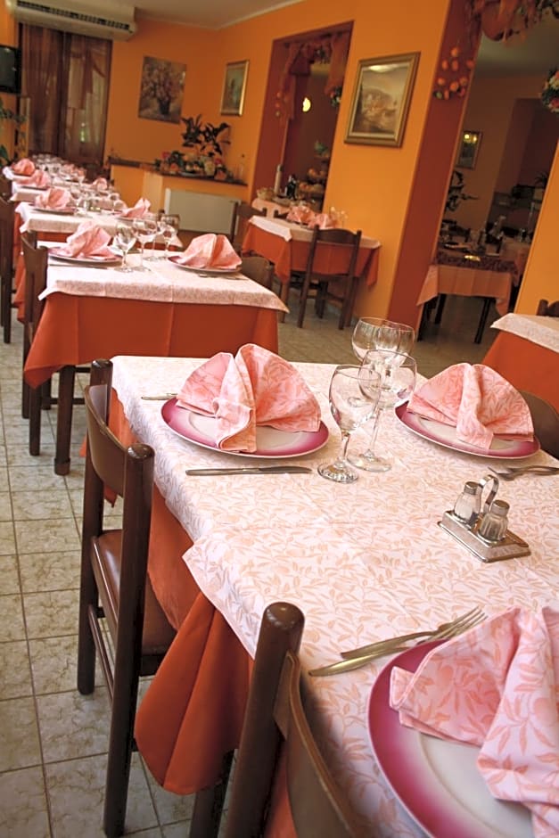 Hotel Ristorante Il Pino