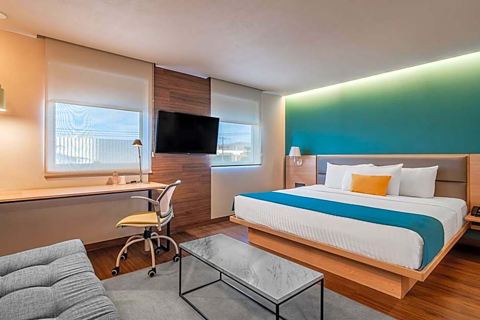 City Express Suites by Marriott Queretaro
