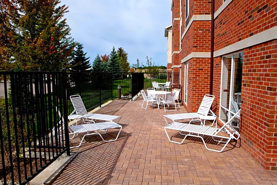 Fairfield Inn and Suites Flint Fenton