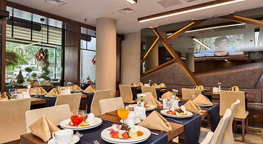 Hotel Boursier 1 & Spa