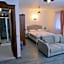 Brothers Cesme Boutique Hotel
