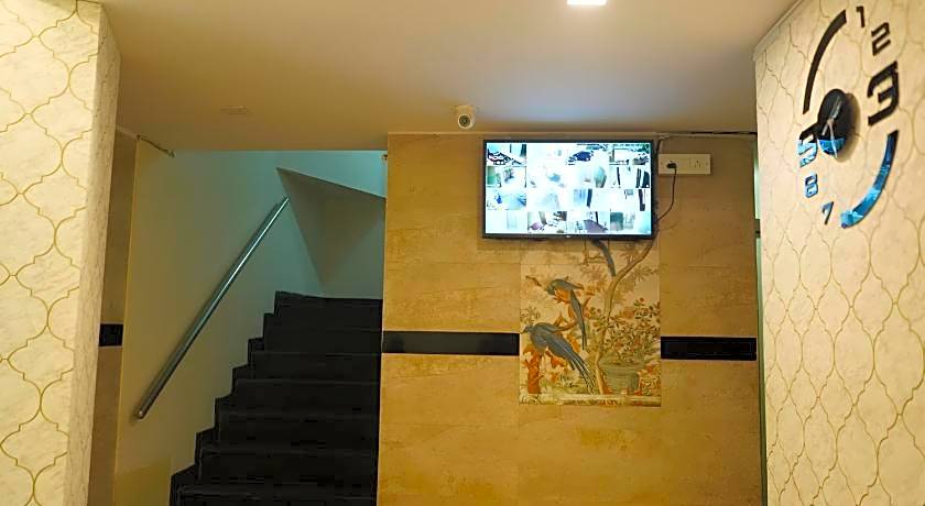 Sai Sharan Stay Inn - Near MIDC Turbhe, Navi Mumbai