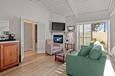 King Room with Balcony