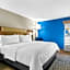 Holiday Inn Express & Suites Joplin Southeast by IHG