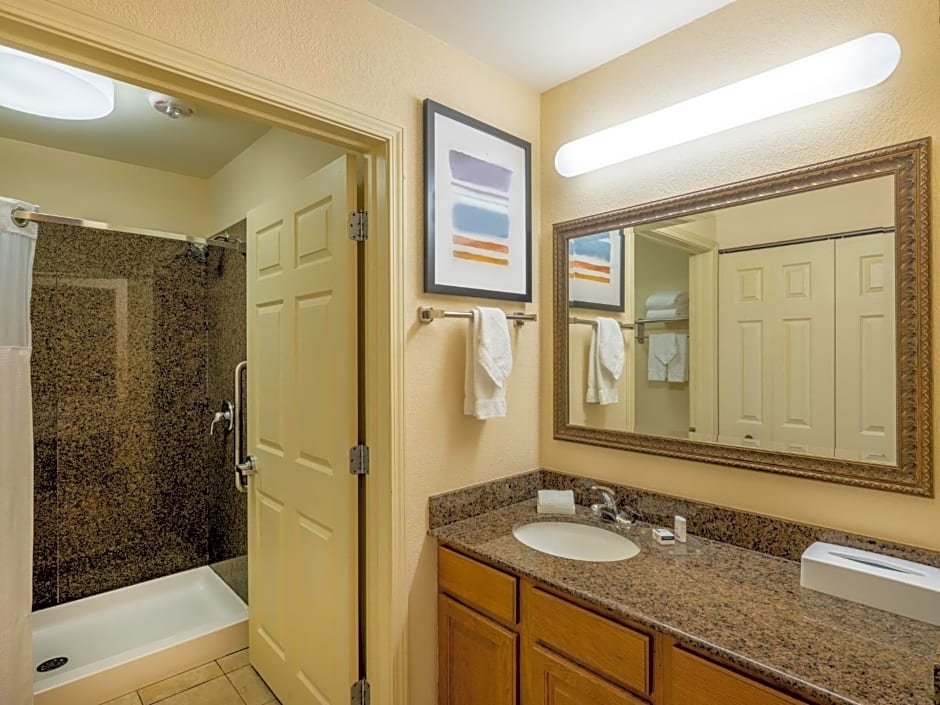 Staybridge Suites Milwaukee Airport South By IHG