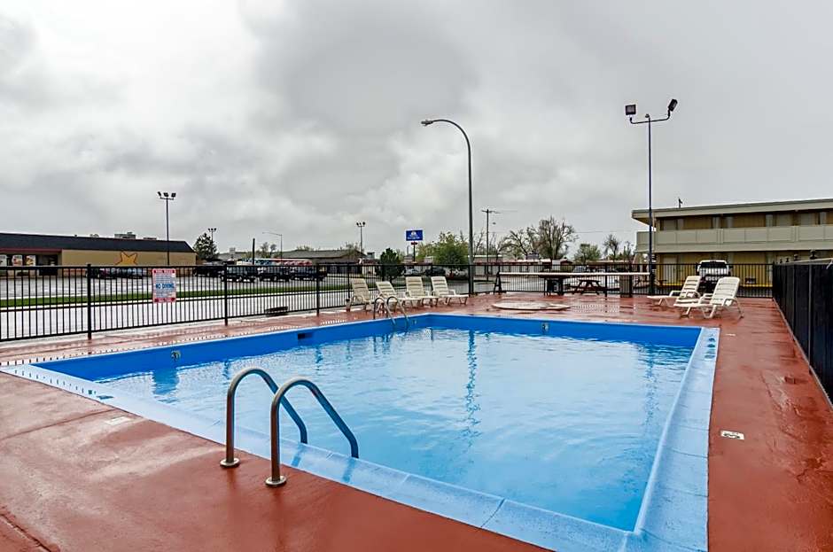 Alamo Inn & Suites