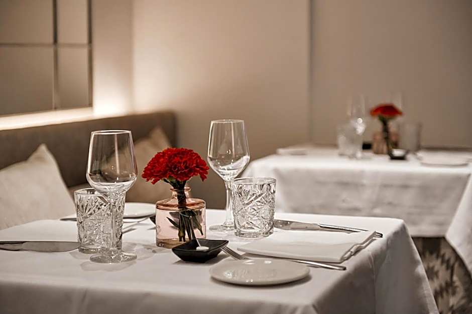 Hospes Puerta de Alcalá, a Member of Design Hotels