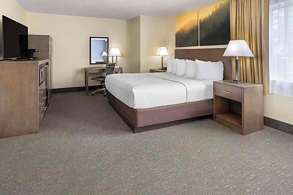 Days Inn by Wyndham Penn State